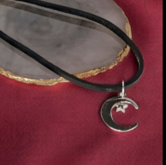 Cord Medallion Choker Necklace Crescent Moon & Star Charm Grunge 90s Galaxycore - Picture 1 of 9